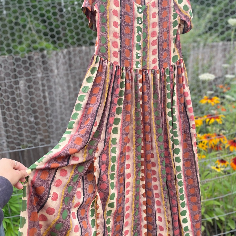 Colorful Patterned Dress - Picture 2 of 3